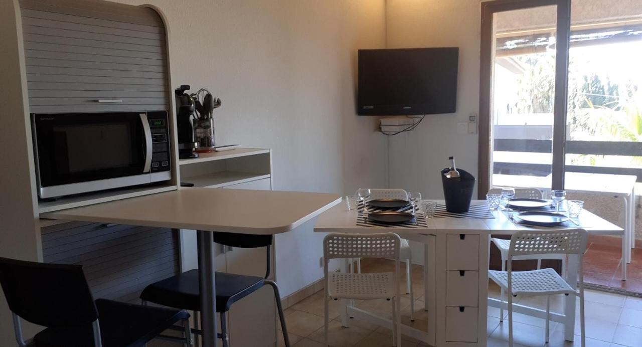 Appartement Terrasse Vue Mer, Plage Gorguette A 1 Minute A Pied, Wifi,Clim Parking Collectif Sanary-sur-Mer Kültér fotó